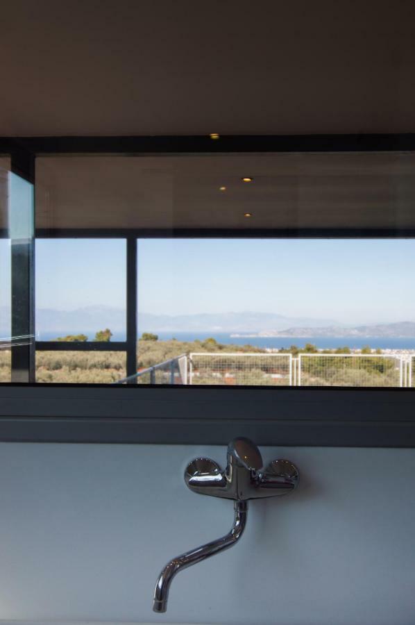 Country Villa Peloponnese With Tennis Court And Pool Zevgolateion Exterior photo